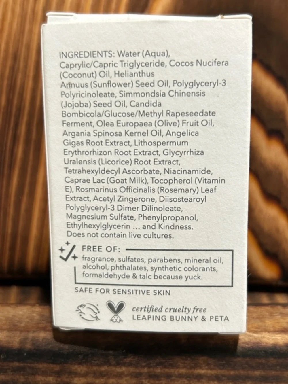 Beekman 1802 Oh! Mega Milky Oil - White with Yellow Accents